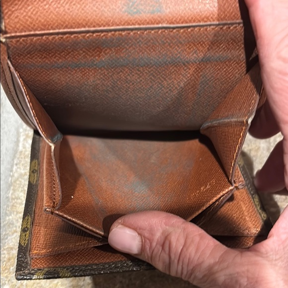 Louis Vuitton Monogram Brown Wallet (unisex) - Picture 7 of 14
